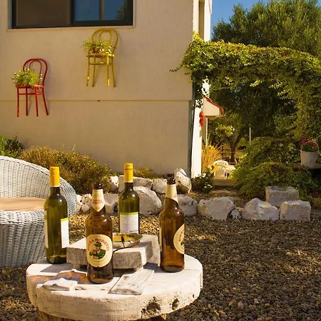 Borgo Degli Artisti Hébergement de vacances *